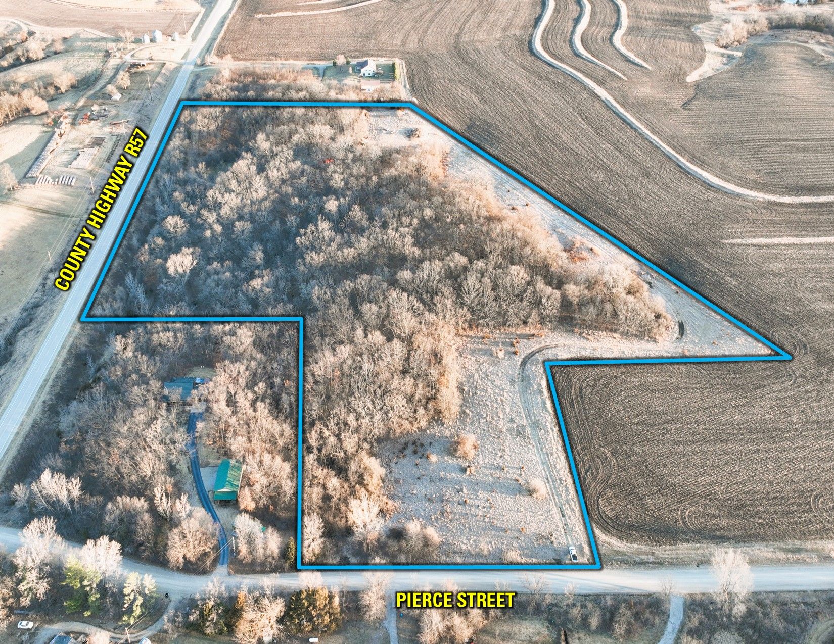 Listing Photo: Drone Outline S